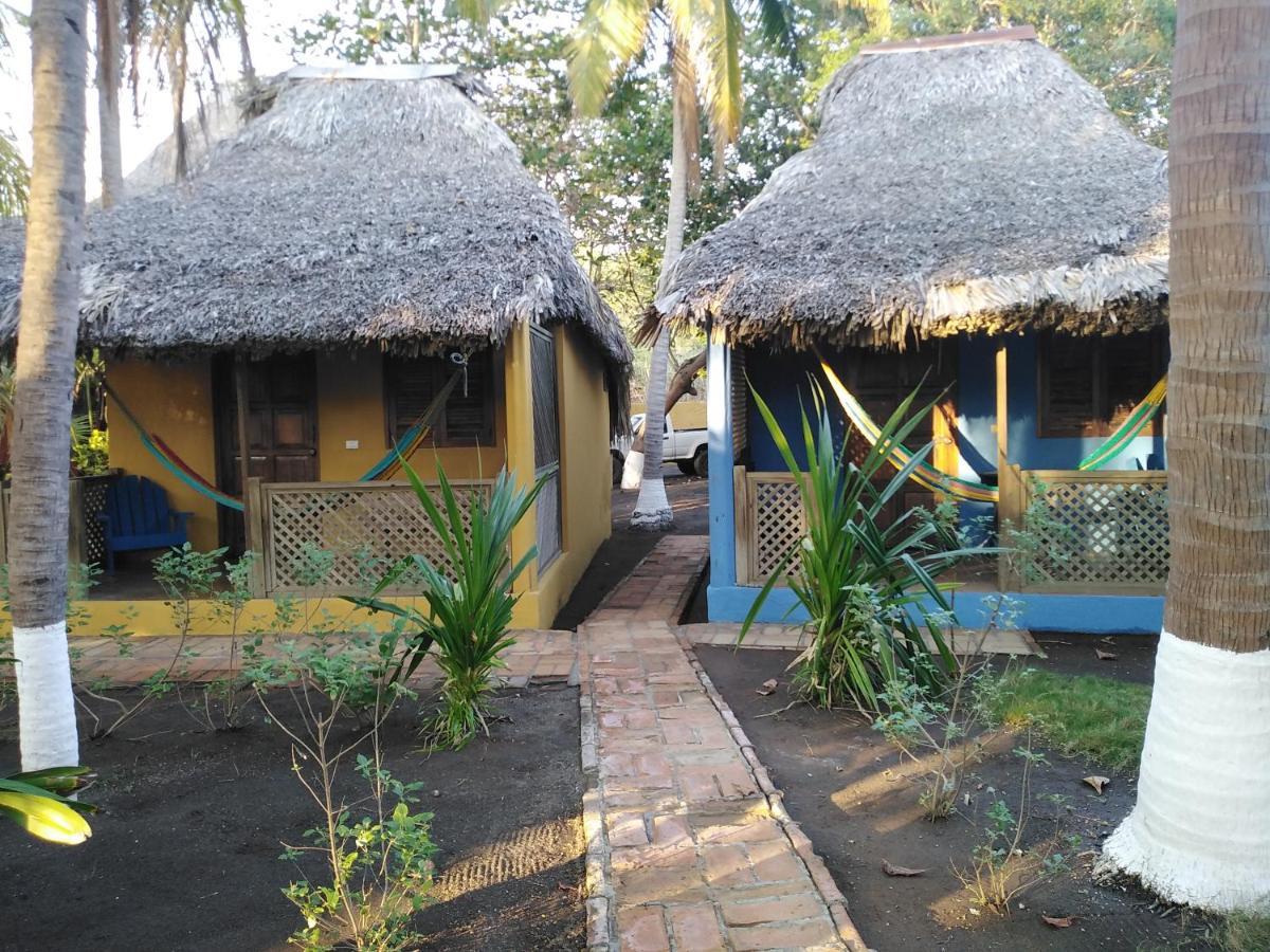 Hotel Pez De Oro Monterrico Dış mekan fotoğraf