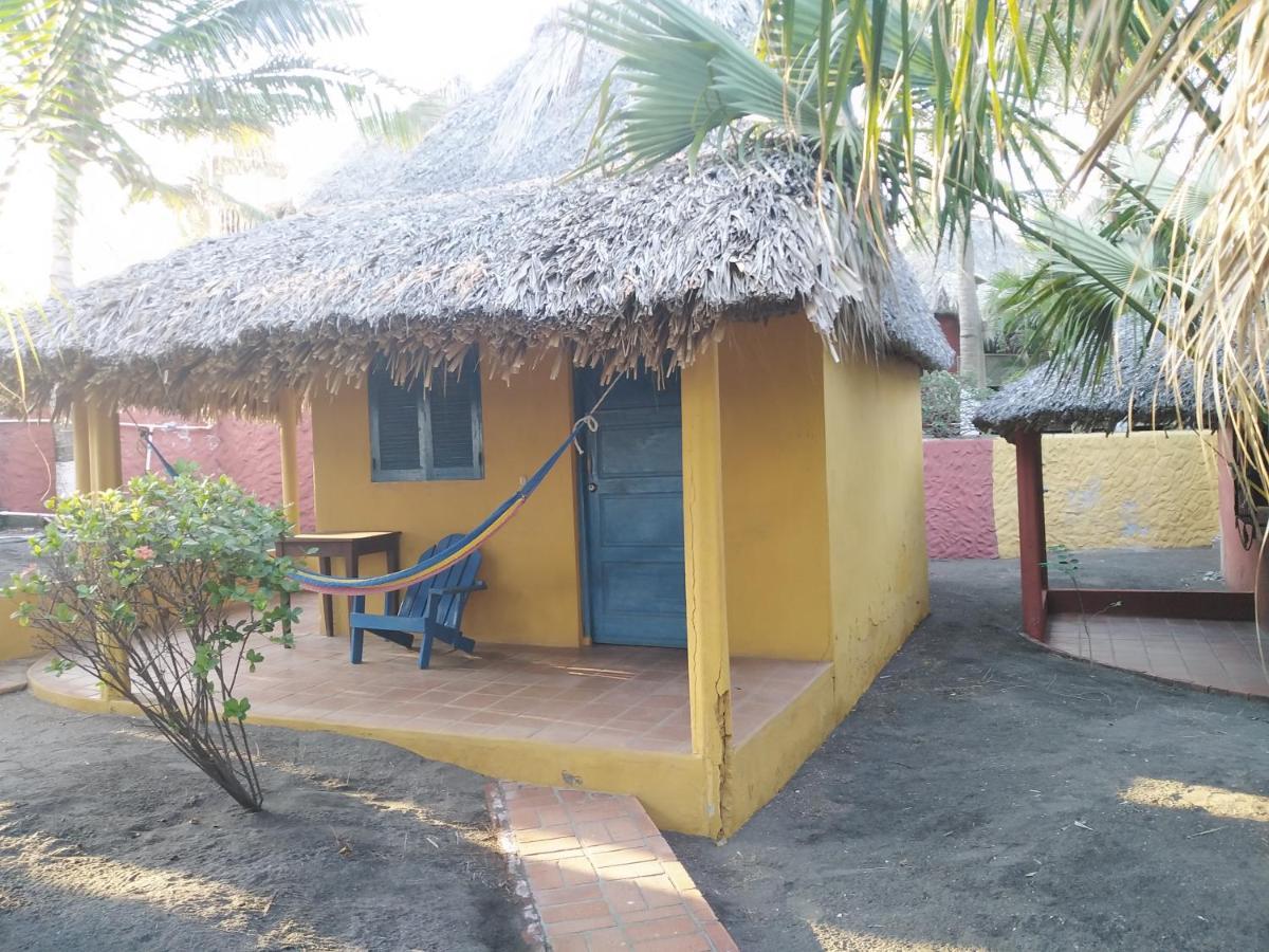 Hotel Pez De Oro Monterrico Dış mekan fotoğraf