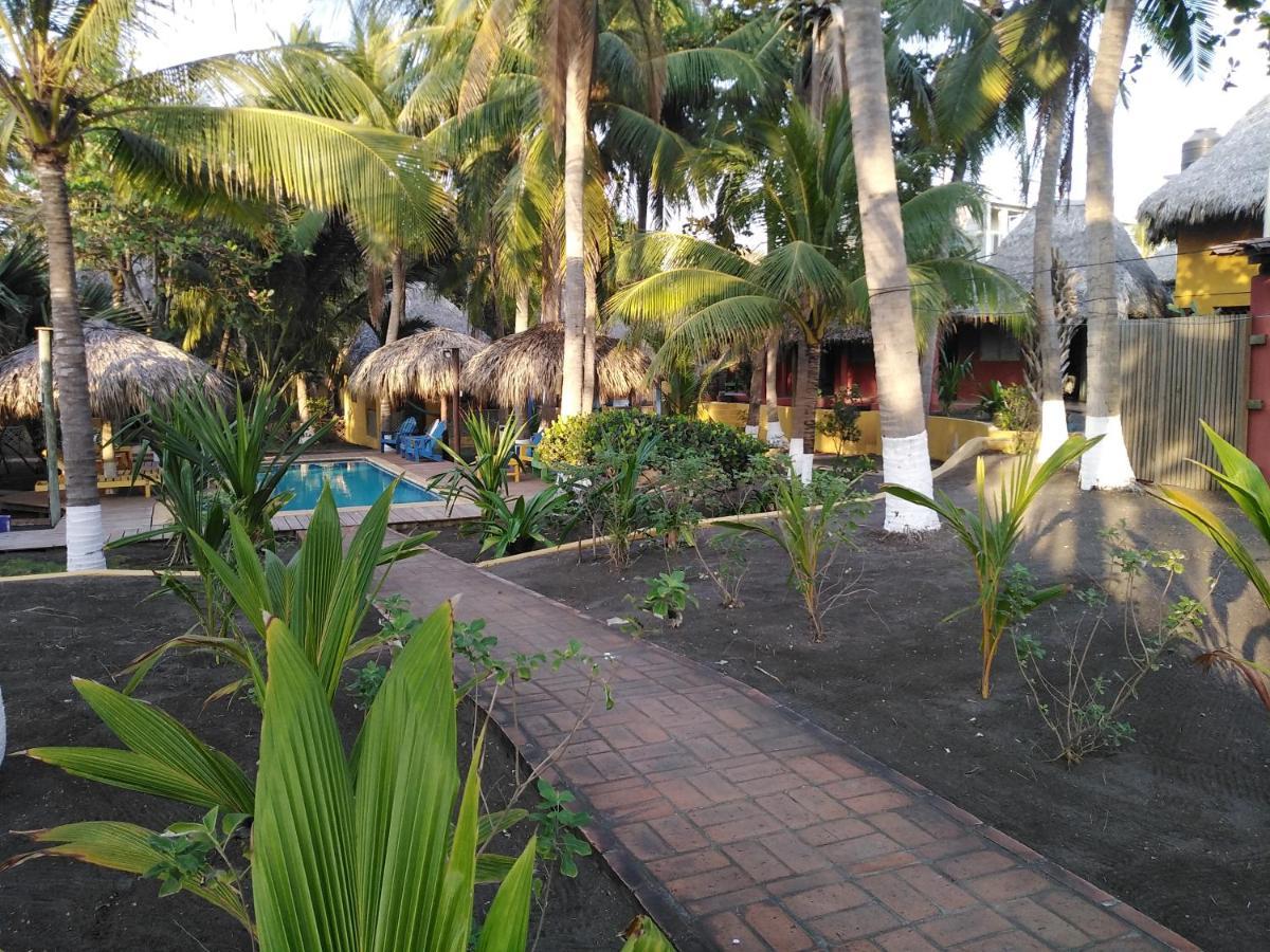 Hotel Pez De Oro Monterrico Dış mekan fotoğraf